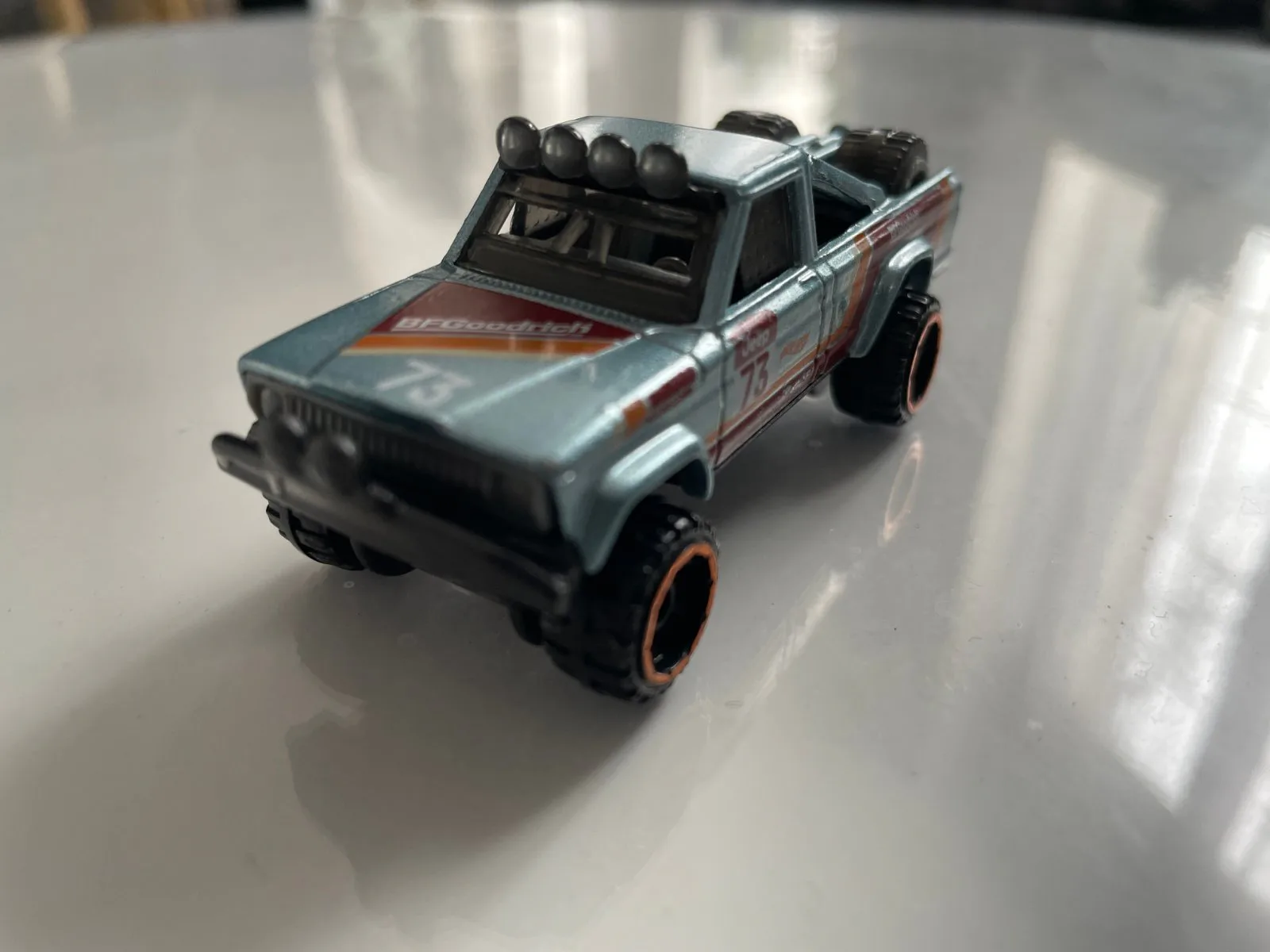 Véhicules miniatures Hot Wheels Véhicule Miniature '73 Jeep J10 — My KoleK