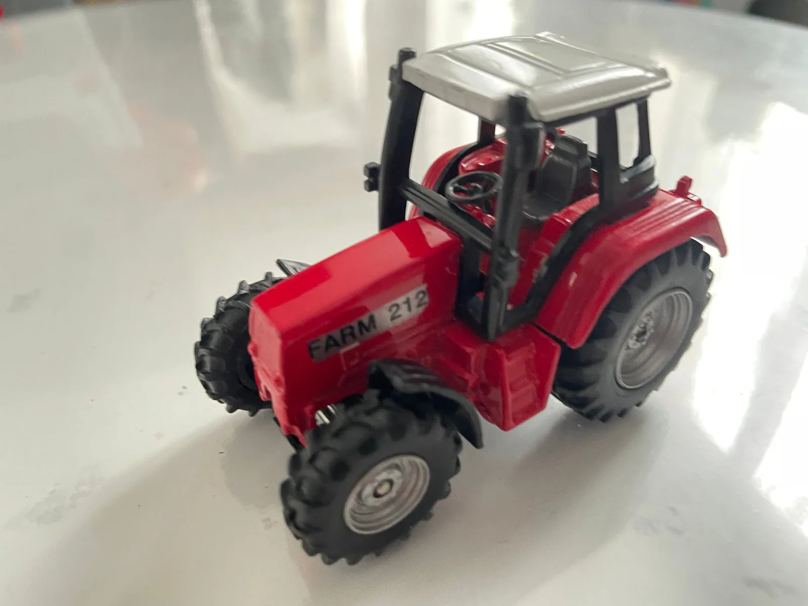 Véhicules miniatures Tracteur Rouge — My KoleK