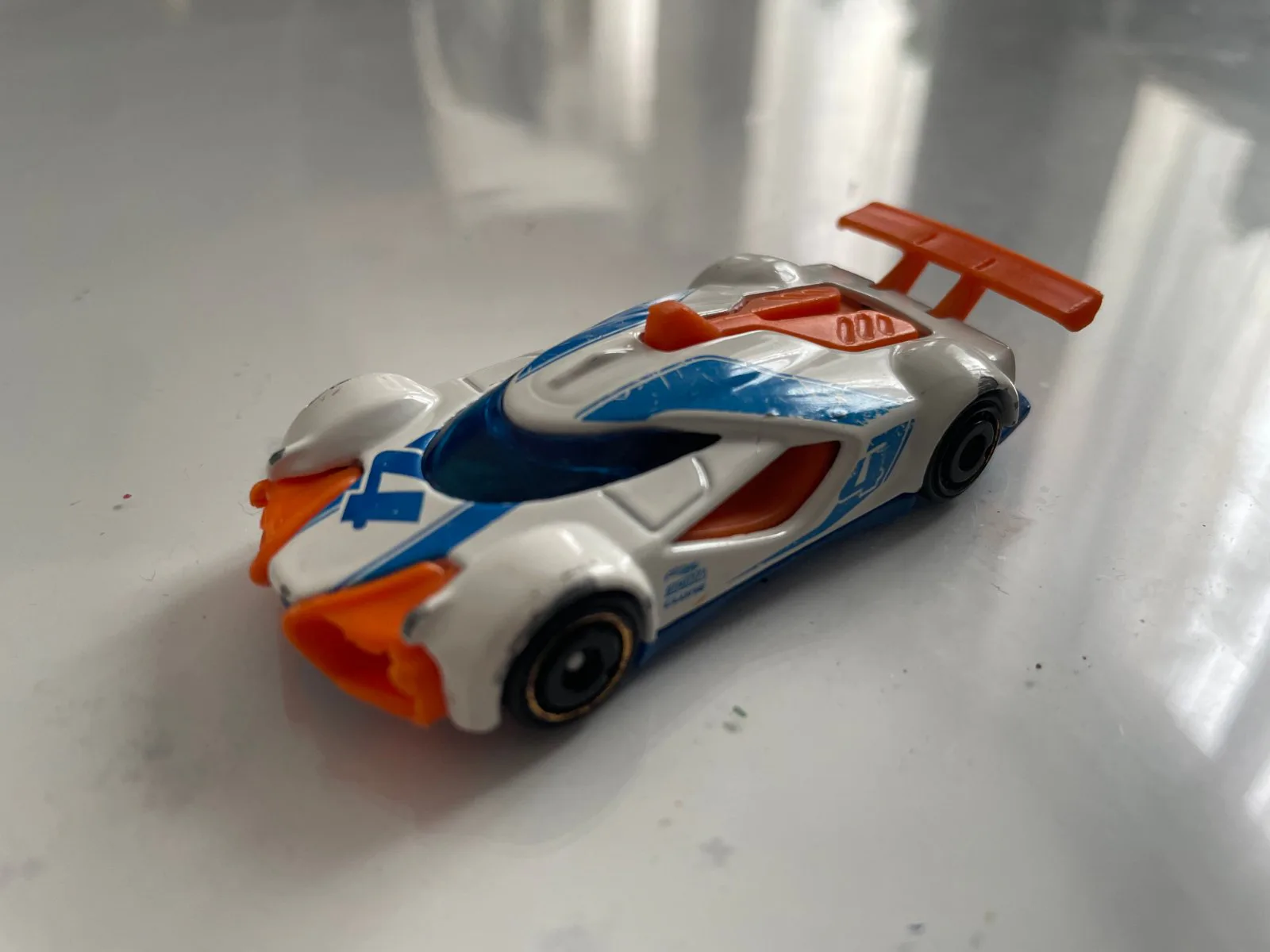 Véhicules miniatures Mach Speeder — My KoleK